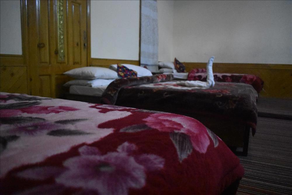 Cozy Lodge Gilgit Bagian luar foto
