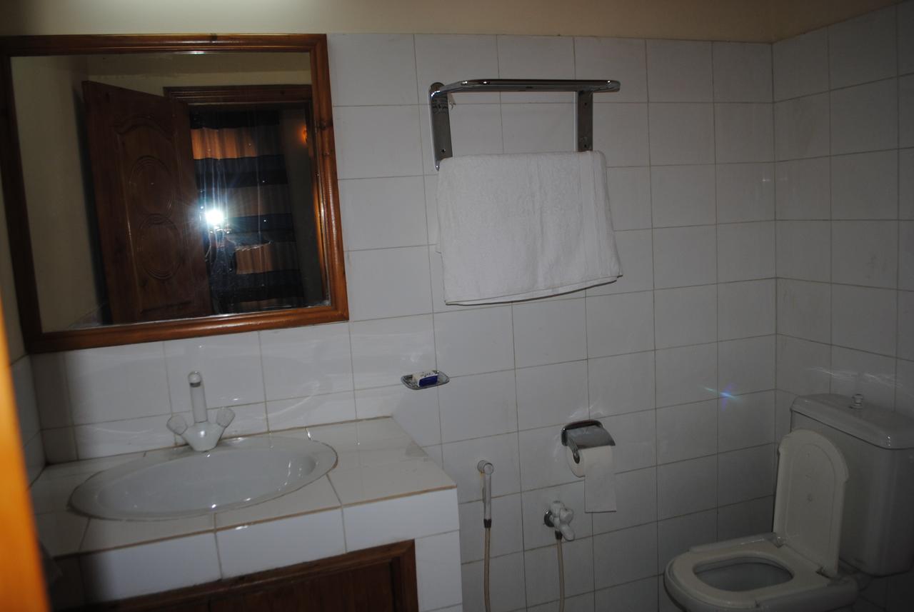 Cozy Lodge Gilgit Bagian luar foto